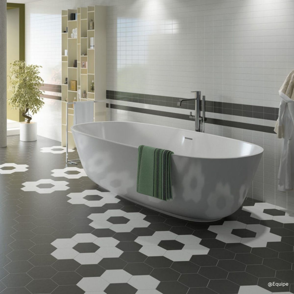 equipe-hexatile-blanco-negro-mate Equipe Hexagon Fliesen Weiß Schwarz im Muster verlegt
